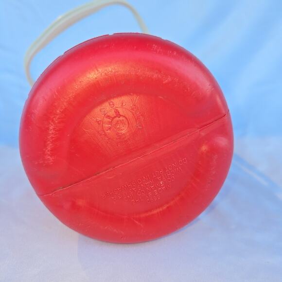 Marlboro Coleman Cooler Water Jug 1/2 Gallon Vintage Swivel Spout Handles Red - Picture 8 of 15